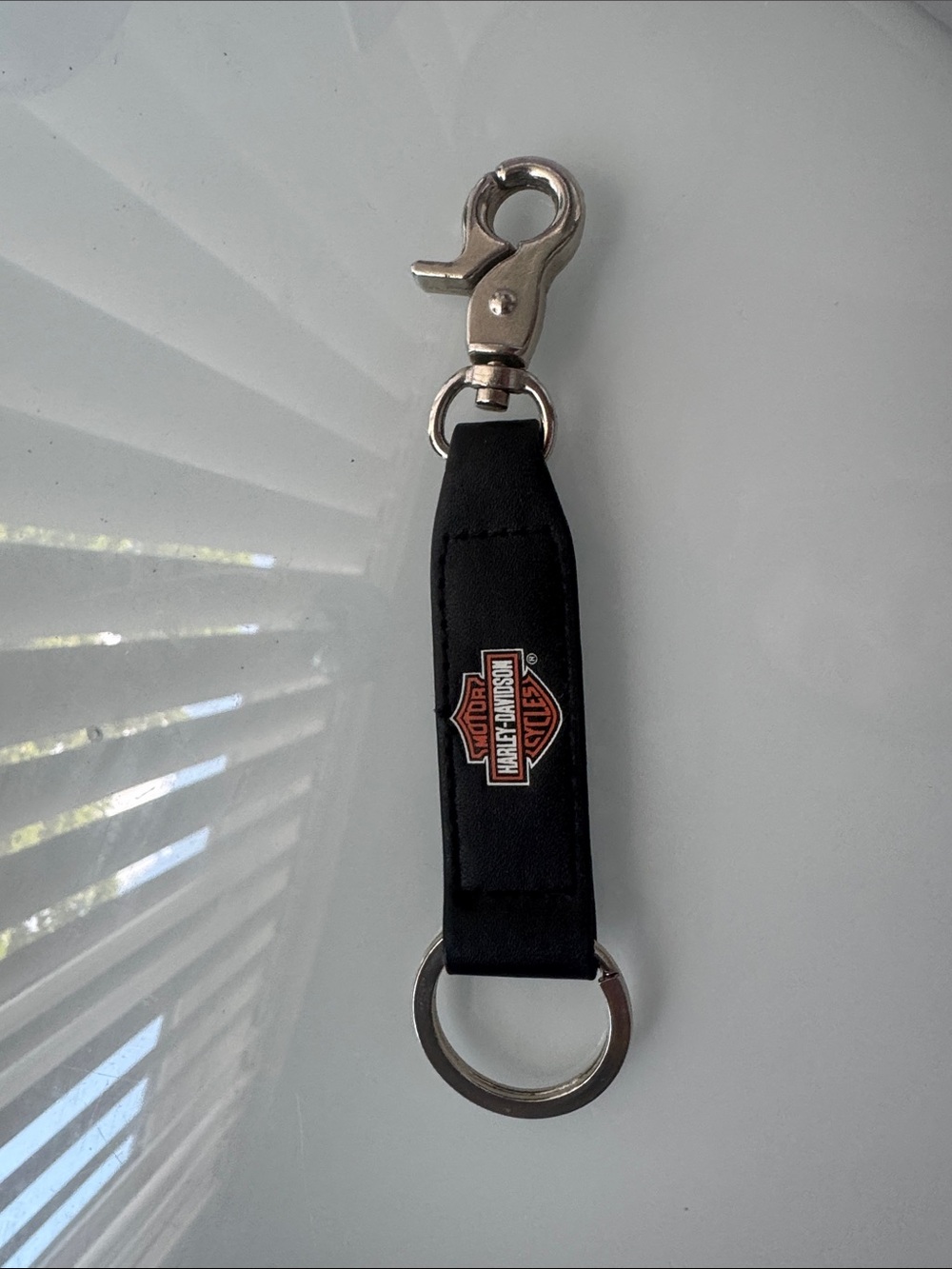 NWOT Harley-Davidson Black Bar & Shield Logo Strap Key Chain